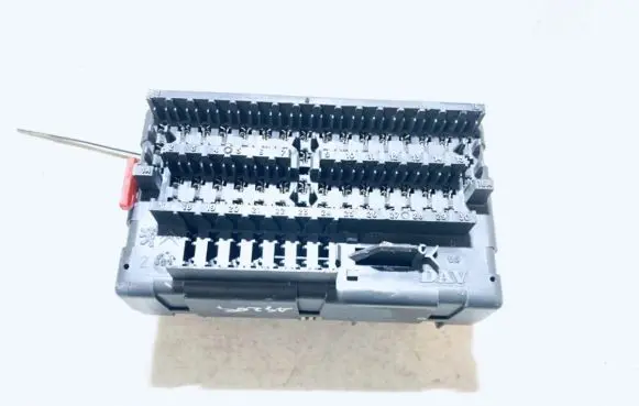 Citroen Xsara Fuse box set 9637687580 12443112123