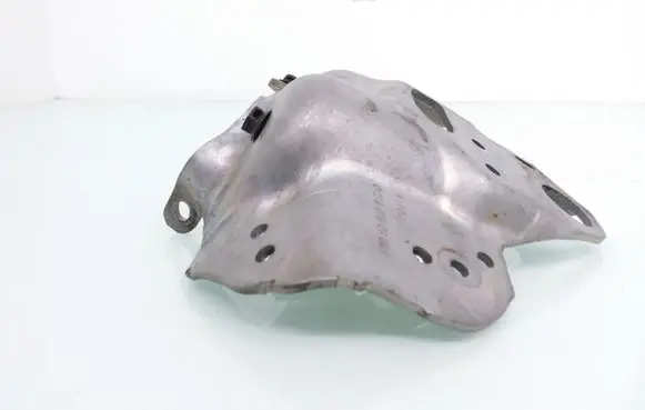 Mercedes-Benz ML W166 Heat shield in engine bay 2760780384 11T047