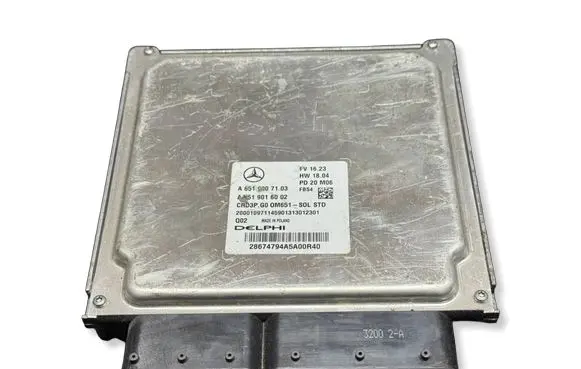 Mercedes-Benz Sprinter W906 Engine control unit/module A6519007103 28674794A5A