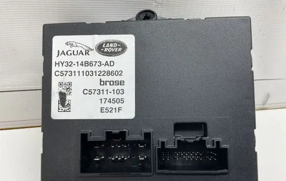 Land Rover Discovery 5 Tailgate/trunk control unit/module HY3214B673AD C5531110312802