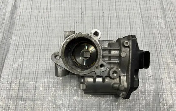 Jeep Wrangler EGR valve 55270605