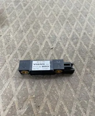 Volvo V70 Airbag deployment crash/impact sensor 8622365 002787 171001
