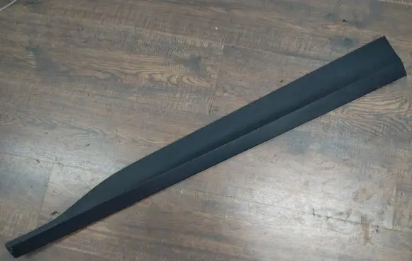 Hyundai Kona I Front door trim (molding)