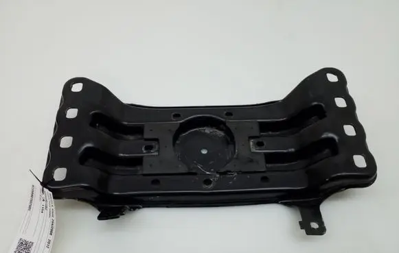 Mercedes-Benz GLK (X204) Gearbox mounting bracket A2042401202