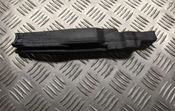 Audi A7 S7 4G Fender foam support/seal 4G8823722
