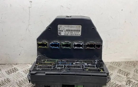 Mercedes-Benz C W204 SAM control unit A2129005712 A2129015004 A2129025405