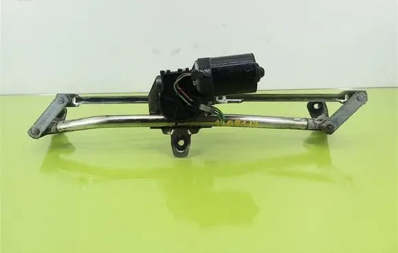 Audi A3 S3 8L Front wiper linkage 1J1955113A