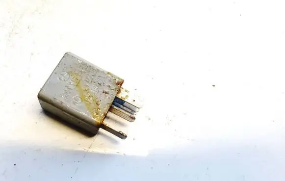 Mercedes-Benz Sprinter W906 Other relay a0045452905