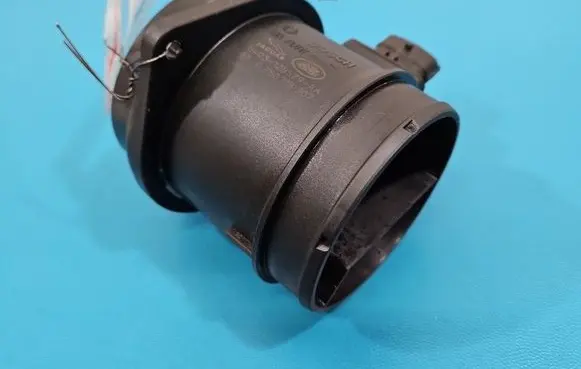 Jaguar F-Pace Mass air flow meter G4D312B579AA IMPRK1578117