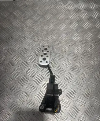 Lexus RX 450H Accelerator throttle pedal 7811048070
