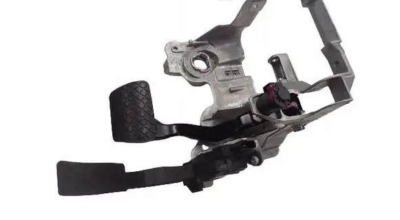 Audi Q3 8U Pedal assembly 8K1721117
