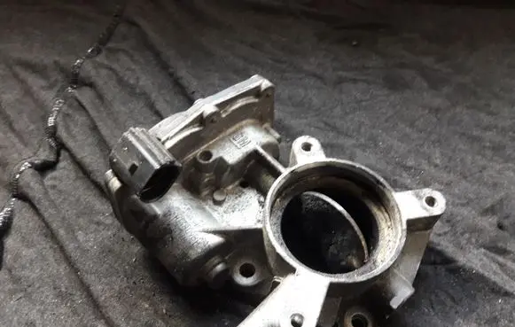Opel Insignia A Engine shut-off valve 55564164