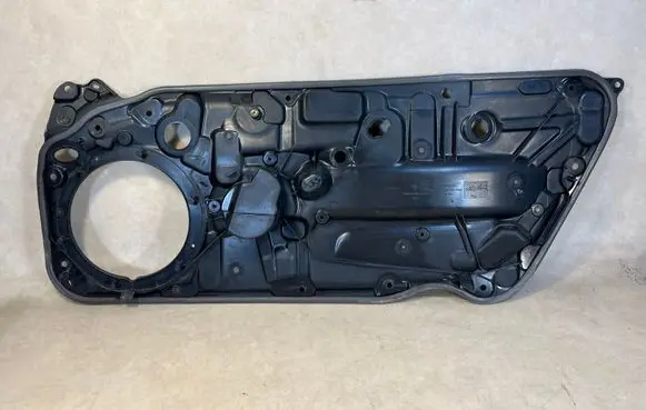 Porsche 911 991 Front door coupe window/glass frame 99153722101
