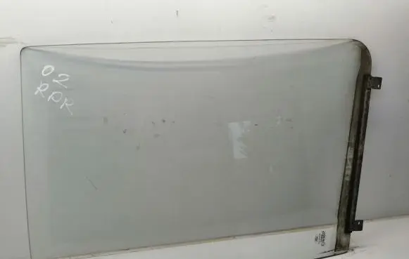 Ford Transit Front door window glass four-door 43R007023