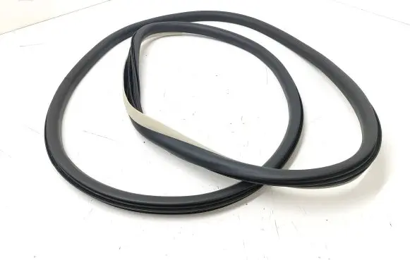 Renault Espace V (RFC) Rear door rubber seal (on body) 