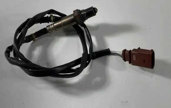 Audi A3 S3 8P Lambda probe sensor 06F906262E 0258006555 0258006556