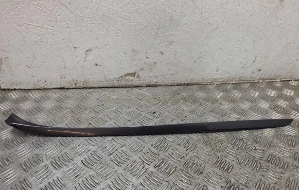 BMW 3 E90 E91 Windshield trim 51137184001 712693905 42056