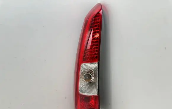 Volvo V70 Rear/tail lights 160985