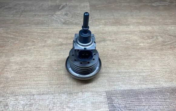 Hyundai Santa Fe AdBlue injector 296304A800
