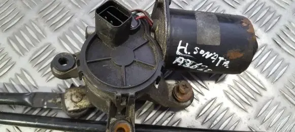 Hyundai Sonata Wiper motor