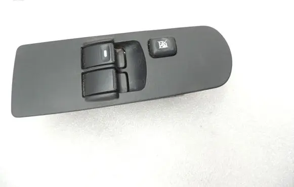Mitsubishi Colt Electric window control switch MR587959