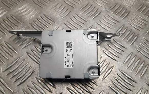 Lexus ES VII XZ10 Other control units/modules 8657233260