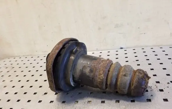 Volvo XC60 Rear coil spring rubber mount 6G915599BAA
