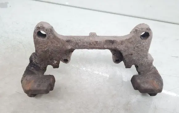 Volkswagen PASSAT B6 Front Brake Caliper Pad/Carrier 