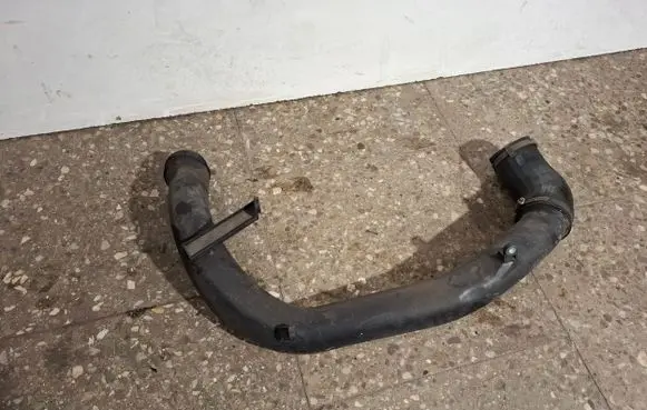 Volvo V60 Intercooler hose/pipe 31355268 31261350