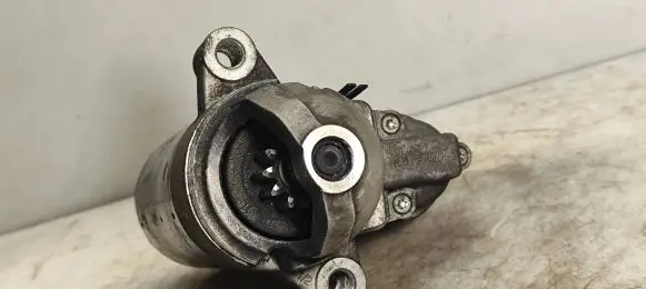 Mini Cooper Countryman R60 Starter motor 0001138040 7823314