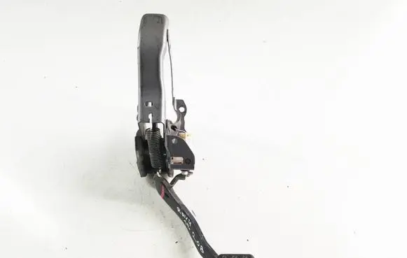 Toyota RAV 4 (XA40) Brake pedal sensor switch