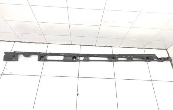 Mercedes-Benz GLE (W166 - C292) Sill/side skirt trim A1666980227