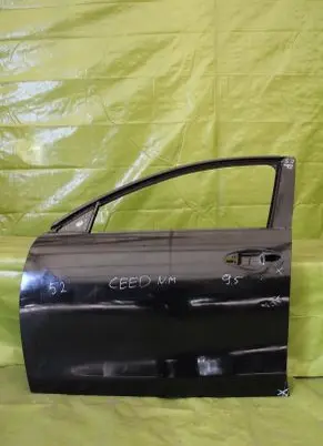 KIA Xceed Front door 000259