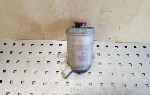 Honda CR-V Power steering fluid tank/reservoir