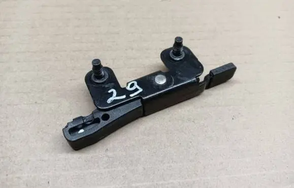 Volkswagen Caddy Sliding door lock loop/hook striker 2K7843413D S355MC 52232