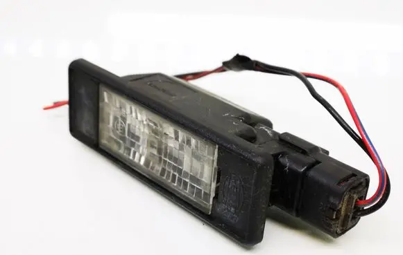 Nissan Primera Number plate light 2KA008224 153012 20J4