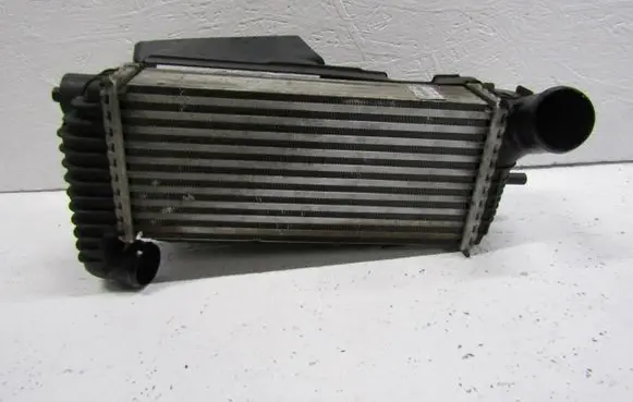 Ford Focus Intercooler radiator BV61-9L440-CK