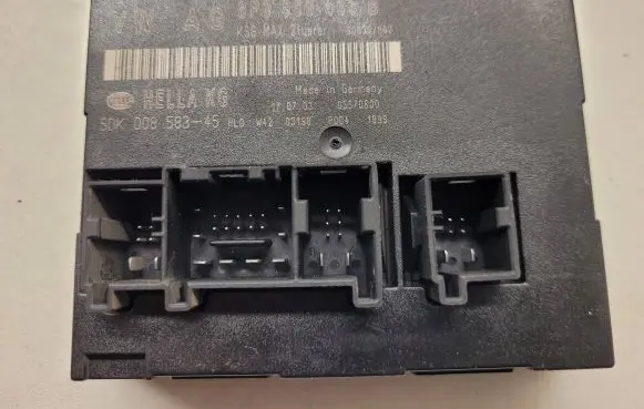 Audi A3 S3 8P Comfort/convenience module 8P0959433B S0030H02