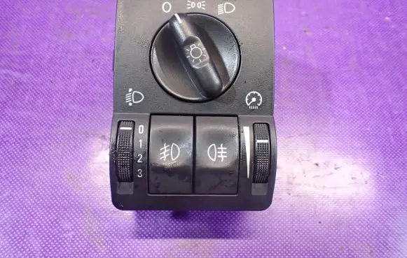 Opel Tigra B Light switch 9116609NY