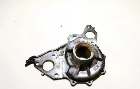 KIA Sedona Engine mounting bracket