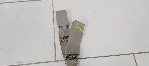 Mazda CX-7 Middle seatbelt buckle (rear) M4231