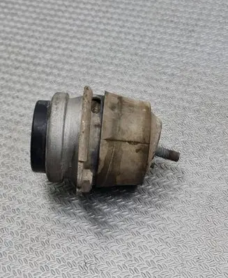 Motorlager Motordämpfer