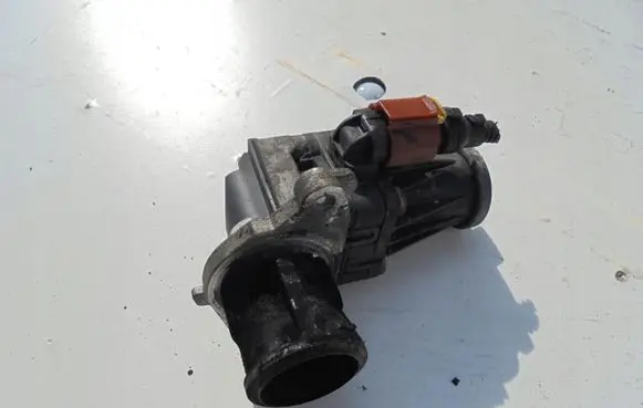 Opel Astra J EGR valve