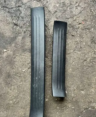 Mazda CX-5 sill trim set (inner) KB7W68740KB7W68720