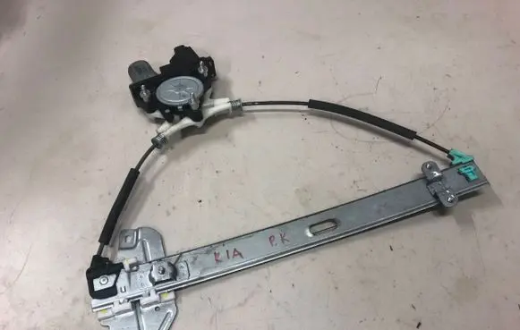 KIA Rio Front door window regulator with motor 824501W010 DH0620202201