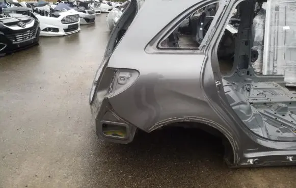 Rear quarter panel
