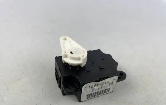 Subaru Forester SJ Air flap motor/actuator T1007072Z