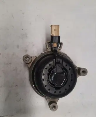 Audi A8 S8 D5 Engine mount bracket 4M0399152P