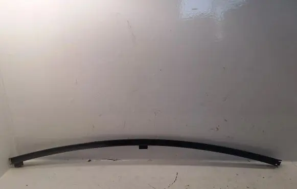 Toyota Avensis T250 Rear door windshield rail 6740705080