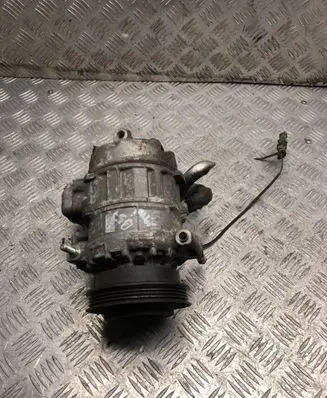 Volkswagen PASSAT B5.5 Air conditioning (A/C) compressor (pump) 8D0260808 4472208182